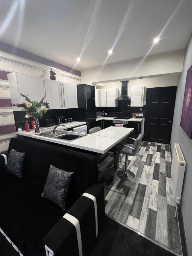 Boutique Blackpool 2 Bed Grey Apartment Sleeps 10 Kültér fotó